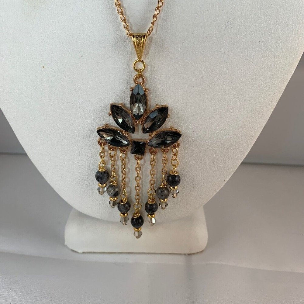 Gold Tone Chain Necklace W/Silver Crystals & Gray Bead Chandelier Pendant (NA30) - Picture 2 of 5